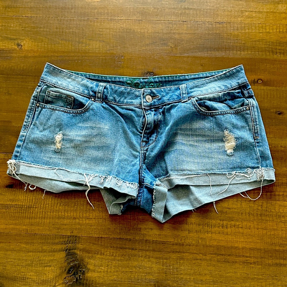 dELiA*s Taylor Distressed Jean Shorts